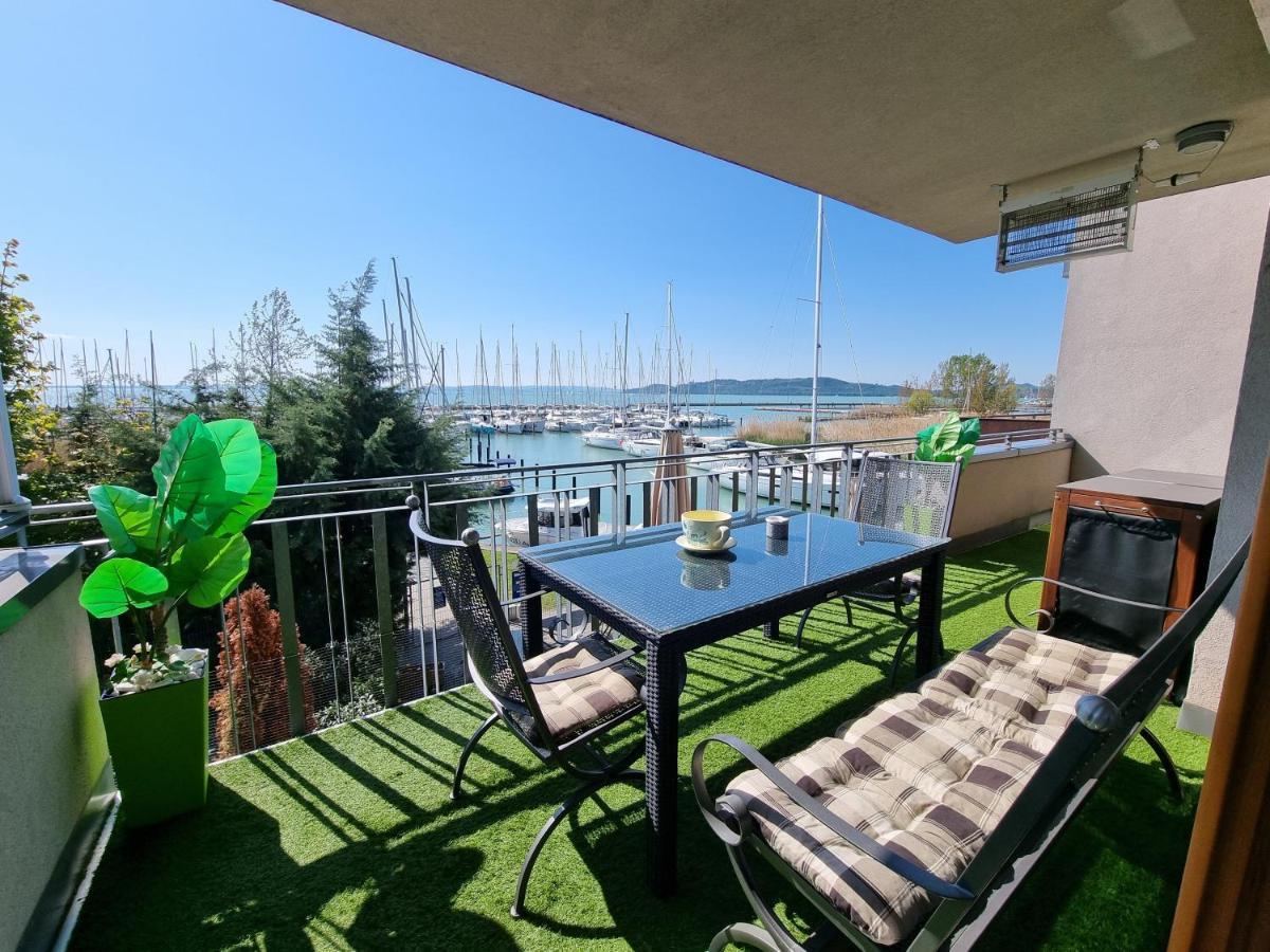 Bilberry Apartman Aparthotel Balatonfüred Buitenkant foto